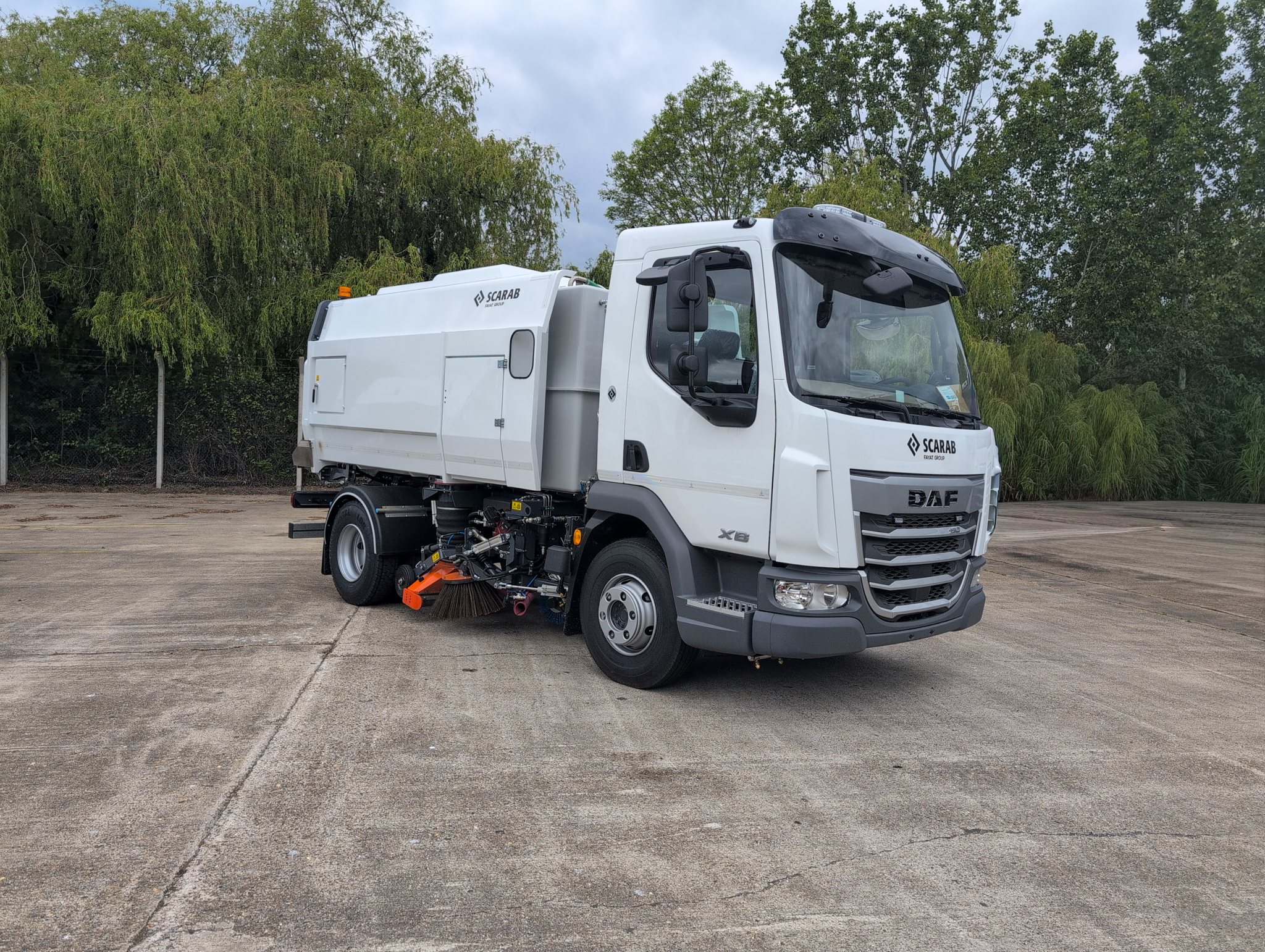 NEW: Merlin 62 (SC012252)