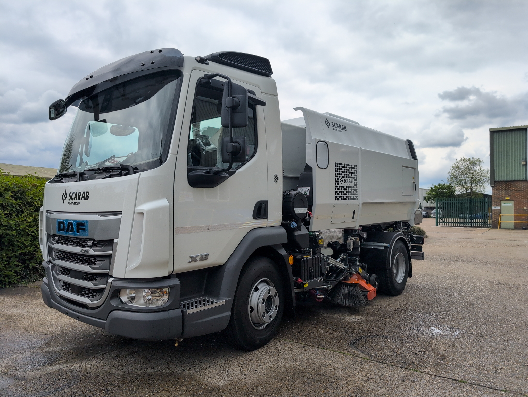 NEW: Merlin 62 (SC012254)